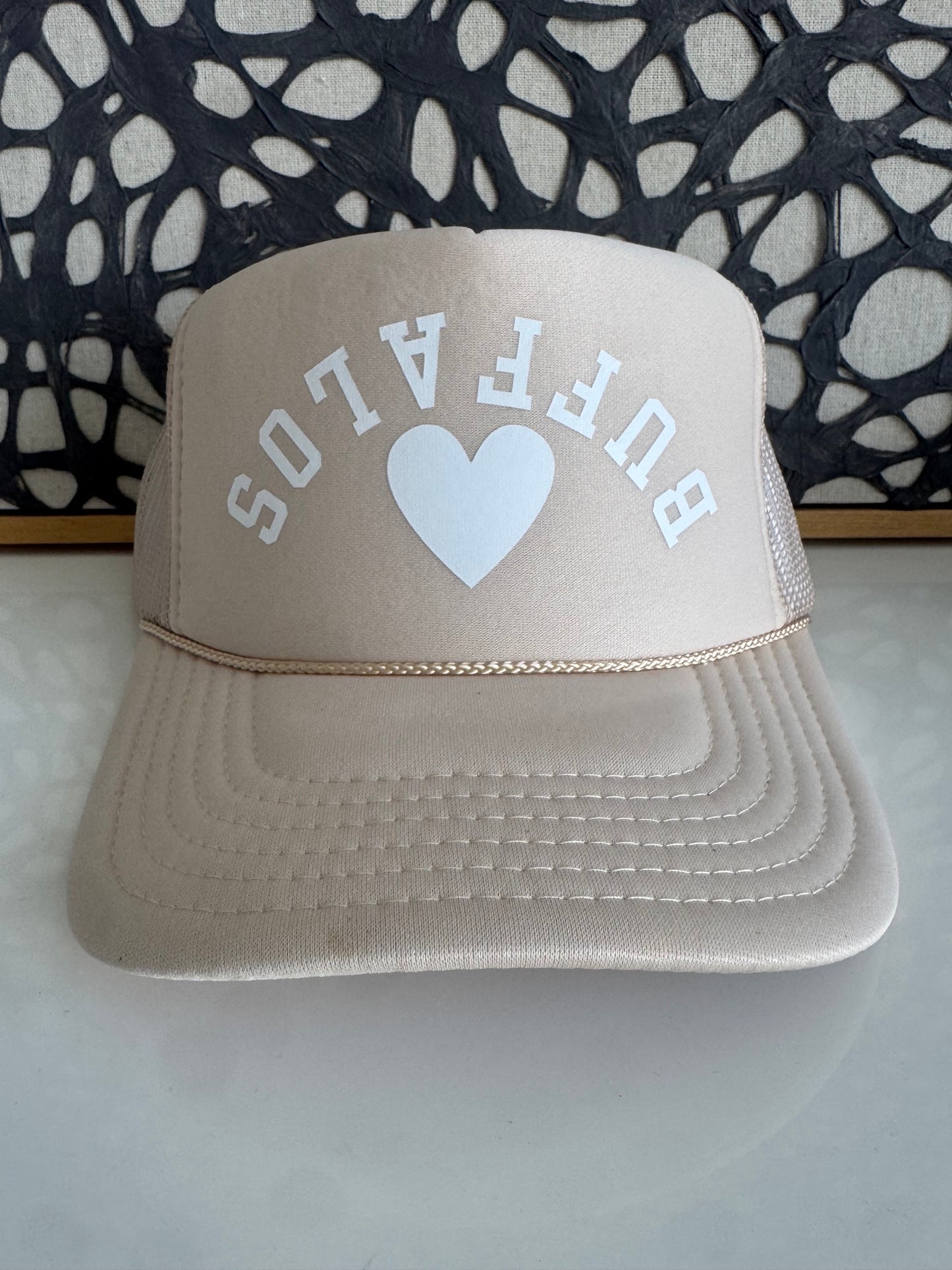 tipsy BUFFALOS tan trucker