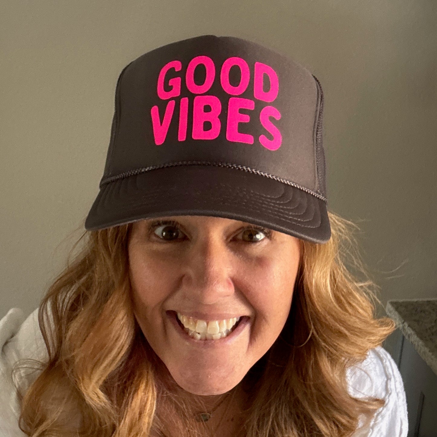 Midlifers GOOD VIBES charcoal trucker