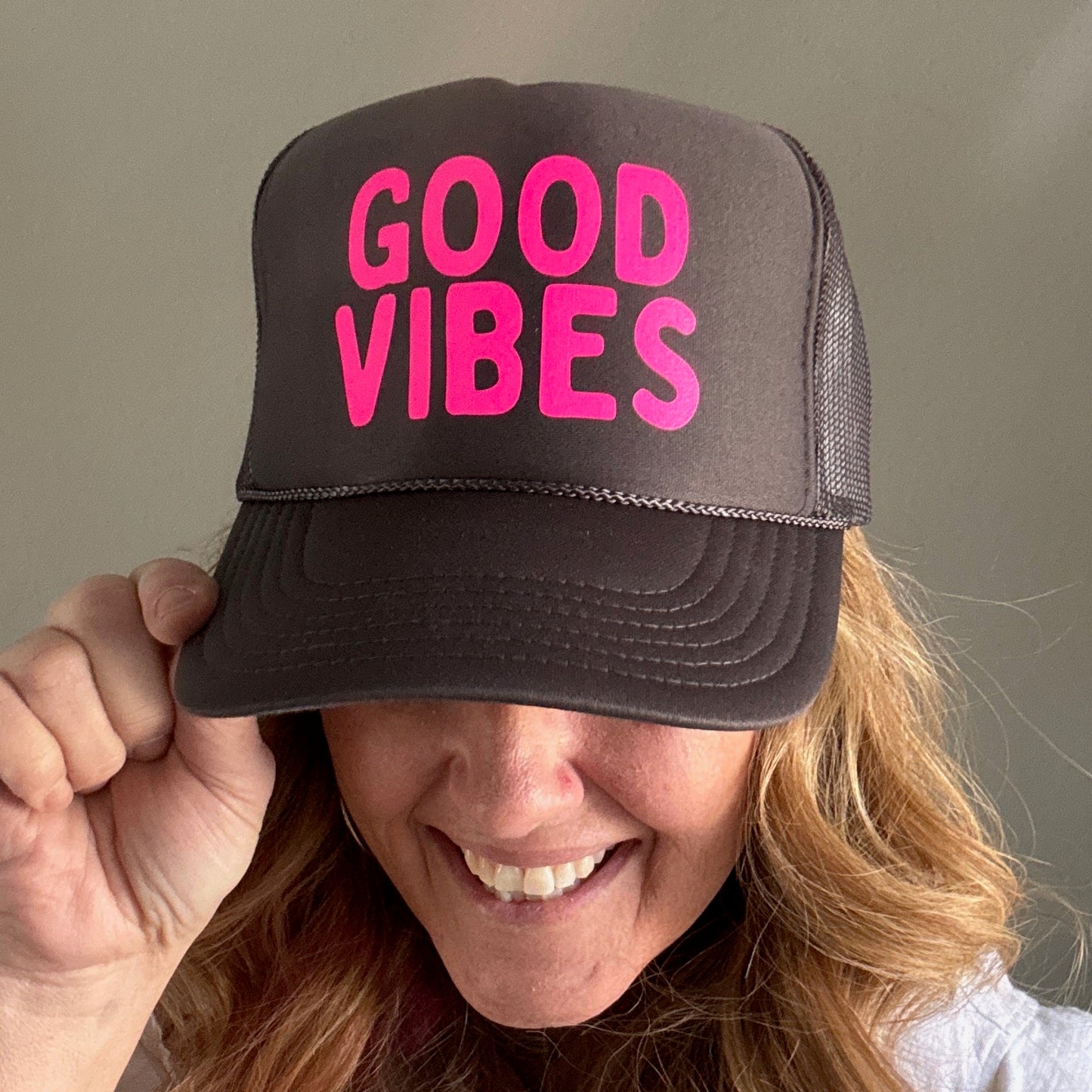Midlifers GOOD VIBES charcoal trucker
