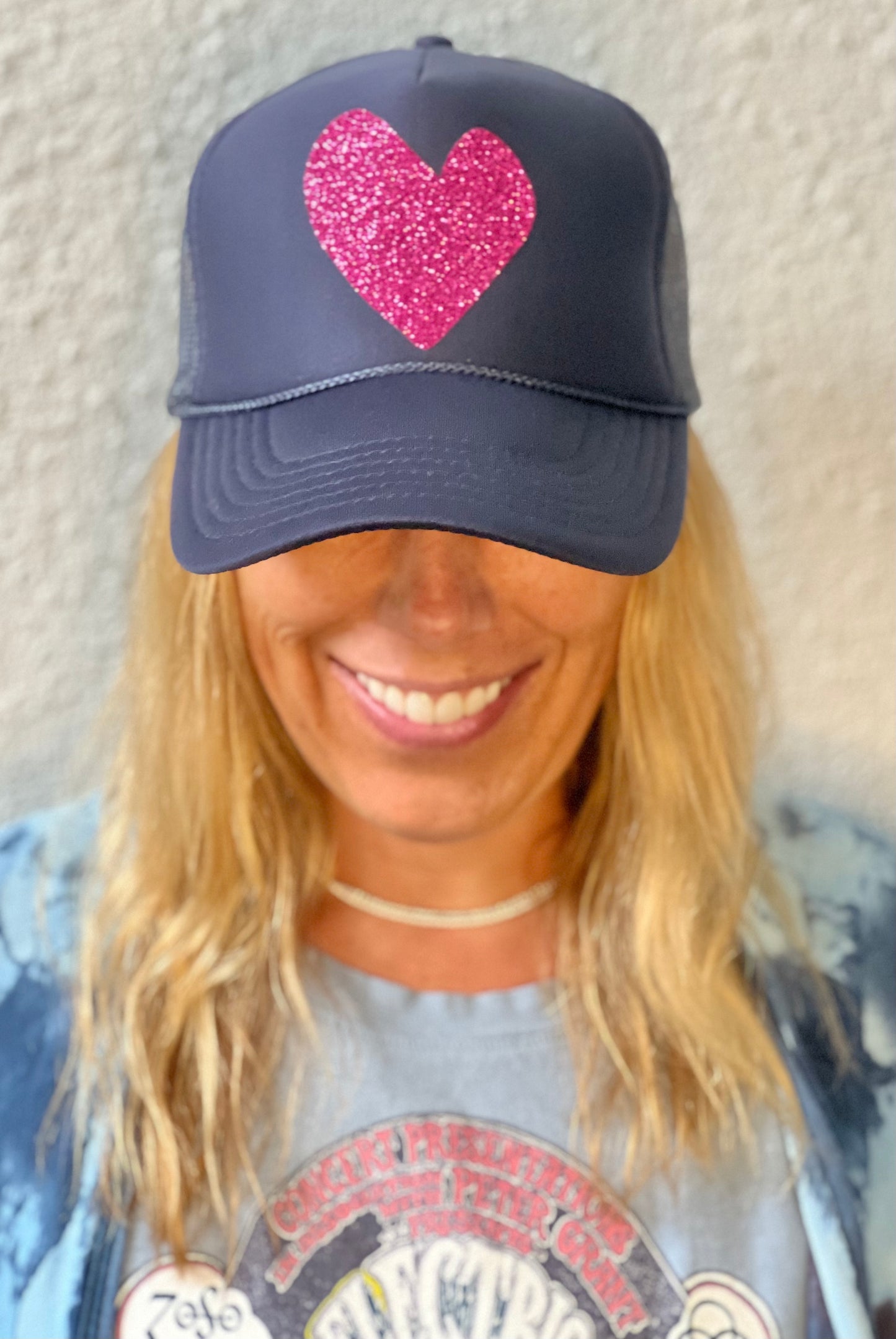 Artsy Heart - Navy Trucker